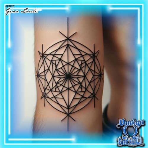 Tatuaggio Minimalista Geometrico